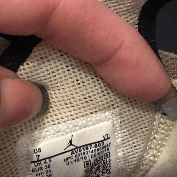 Nike shoes no box - Picture 5 of 10